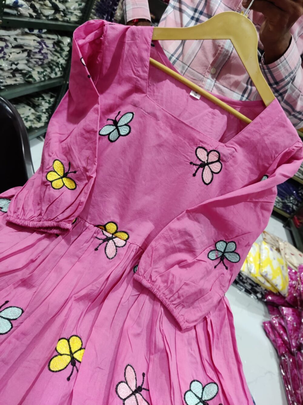 NEW DESIGN👗🥰 LAUNCH  Quality🫶🏻 assured  💕💝🦋🥰 look  stylish and walk in comfort with our New  colourfull 🦋 butterfly Midi  set perfect for your wardrobe ☺️ 🫶🏻 - Image 11