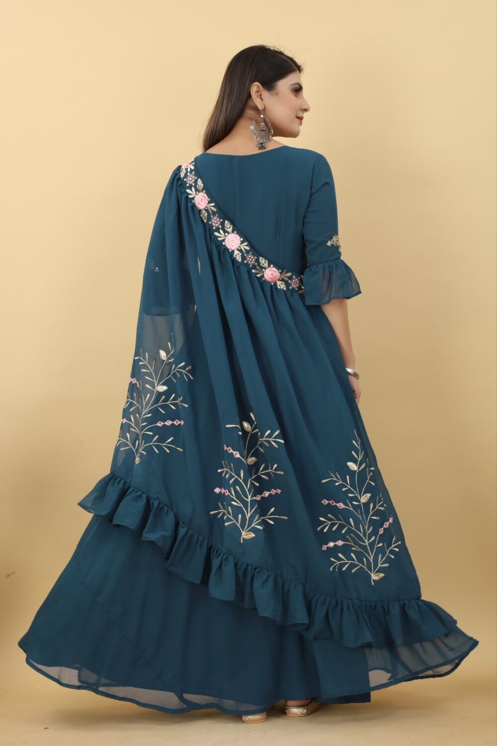 Designer Style Gown - Image 9