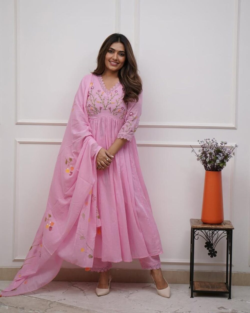 Featuring beautiful embroidery with suqes Heavy  Suit which is beautifully decorated  It is paired with matching pants* - Image 10