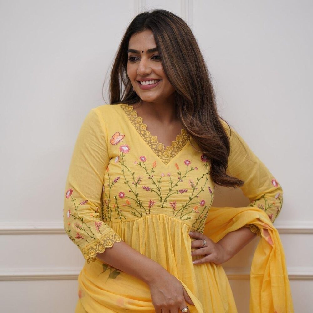 Featuring beautiful embroidery with suqes Heavy  Suit which is beautifully decorated  It is paired with matching pants* - Image 4