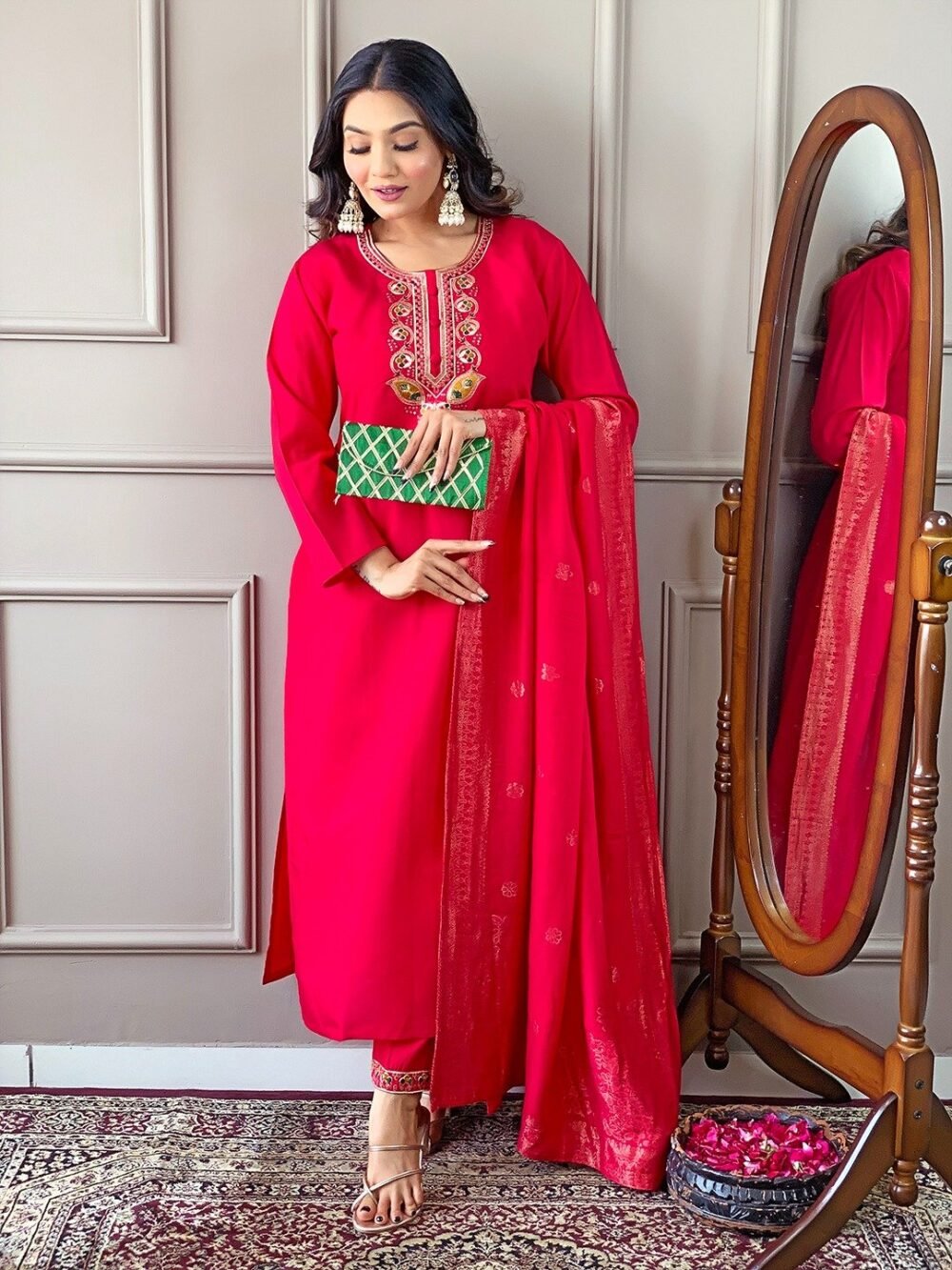 🔥New Catalog Launched🔥

Women's Viscose Chanderi Embroidered Straight Kurta with Pant And Dupatta Sets