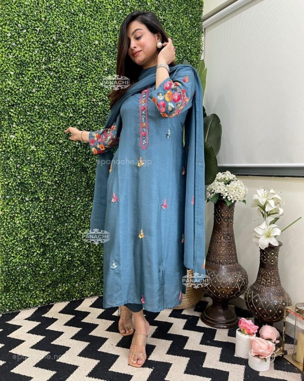 New launch ❤️

Pure Cotton60-60 super dyeing kurta with beautiful emb neck+selves+front. & cotton pant with emb full cotton dupatta. - Image 3