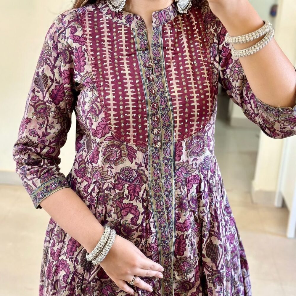 *👉👉Festival Special 👈👈*

*Presenting New Designer Festival Collection In Pure Cotton With Hand And Adda Sequence Work Front Open kurta And Dupatta Set Fully Stitched Ready To Wear 🔥😍🥰* - Image 6
