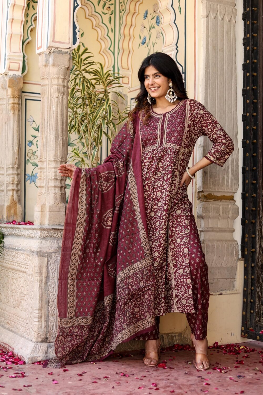 *New launch* 

Beautiful cotton Kurti, pant and dupatta set - Image 3