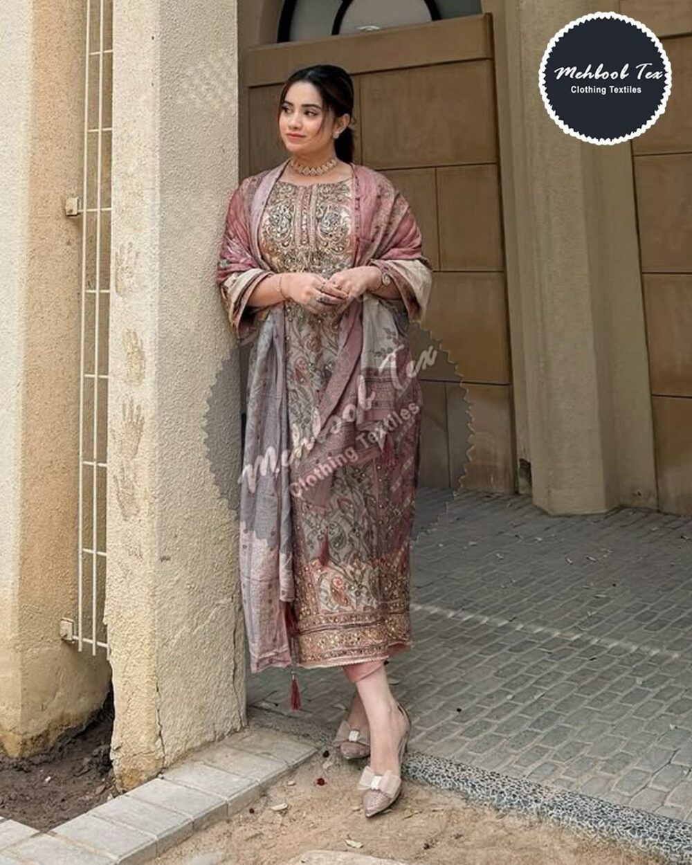 New Arrivals Pure Pakistani Suit Unstitched Material - Image 3