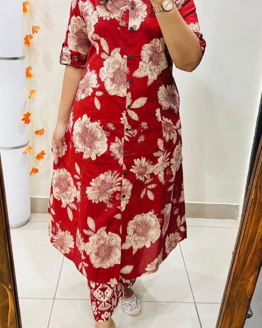 This new launch premium floral fine cotton kurti Palazzo set seems like a fantastic option for a stylish and comfortable outfit. - Image 8