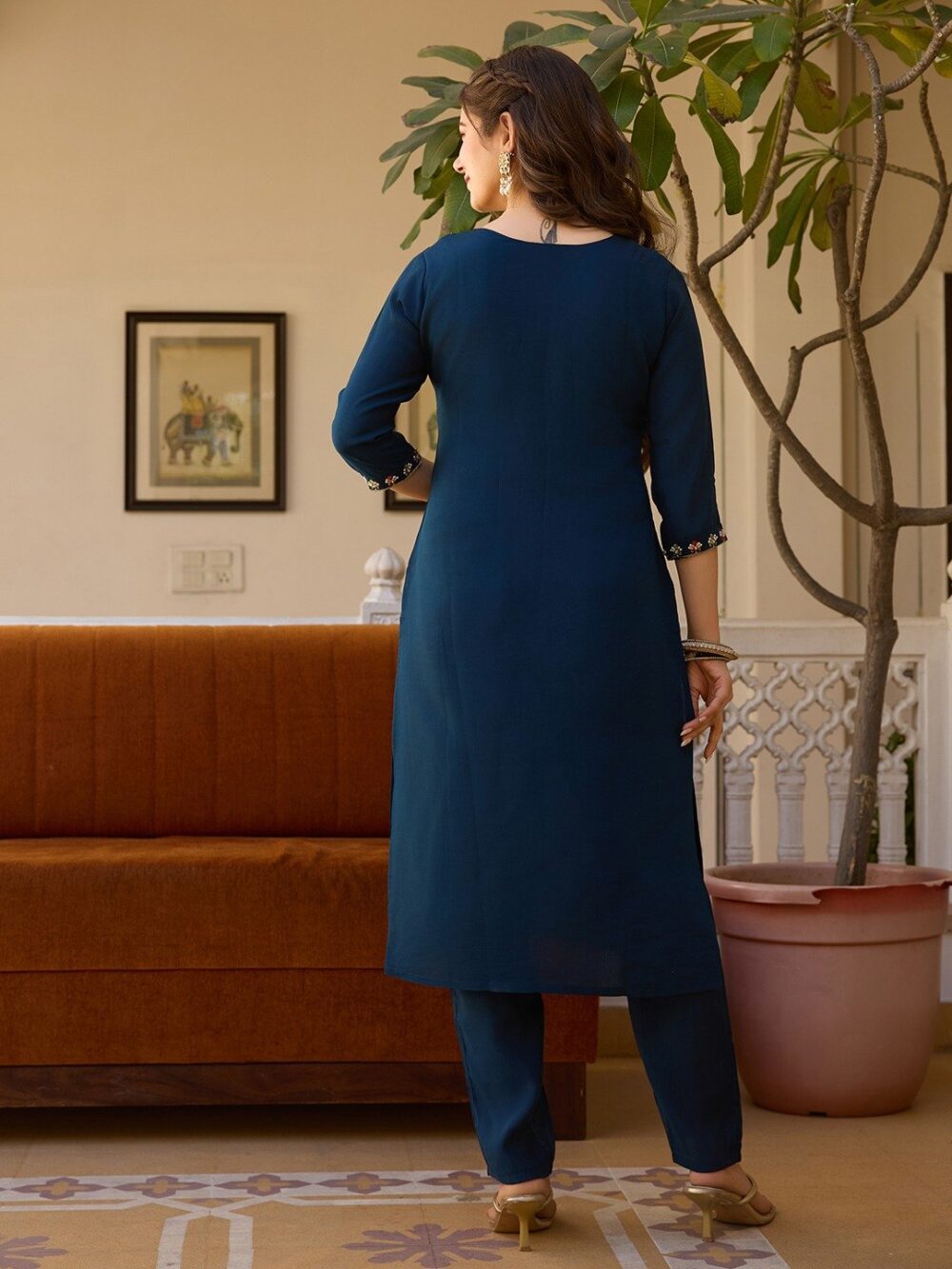 This kurti with pant and dupatta set seems like a stunning and elegant outfit. - Image 6