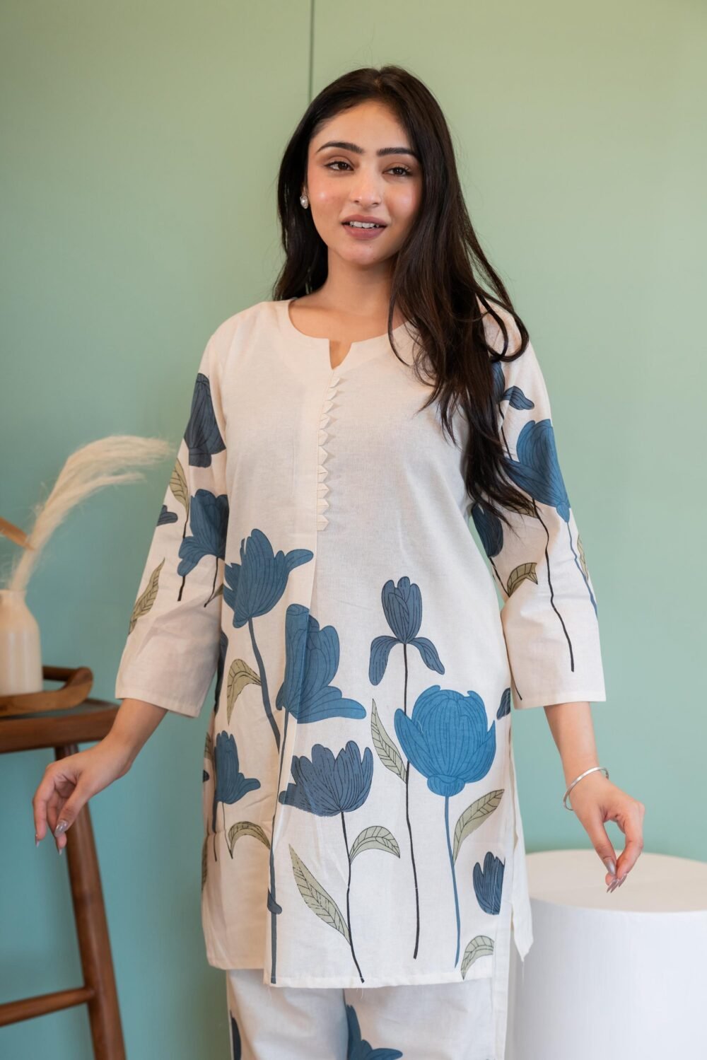 This Coord Set set seems like a great option for everyday wear. - Image 8