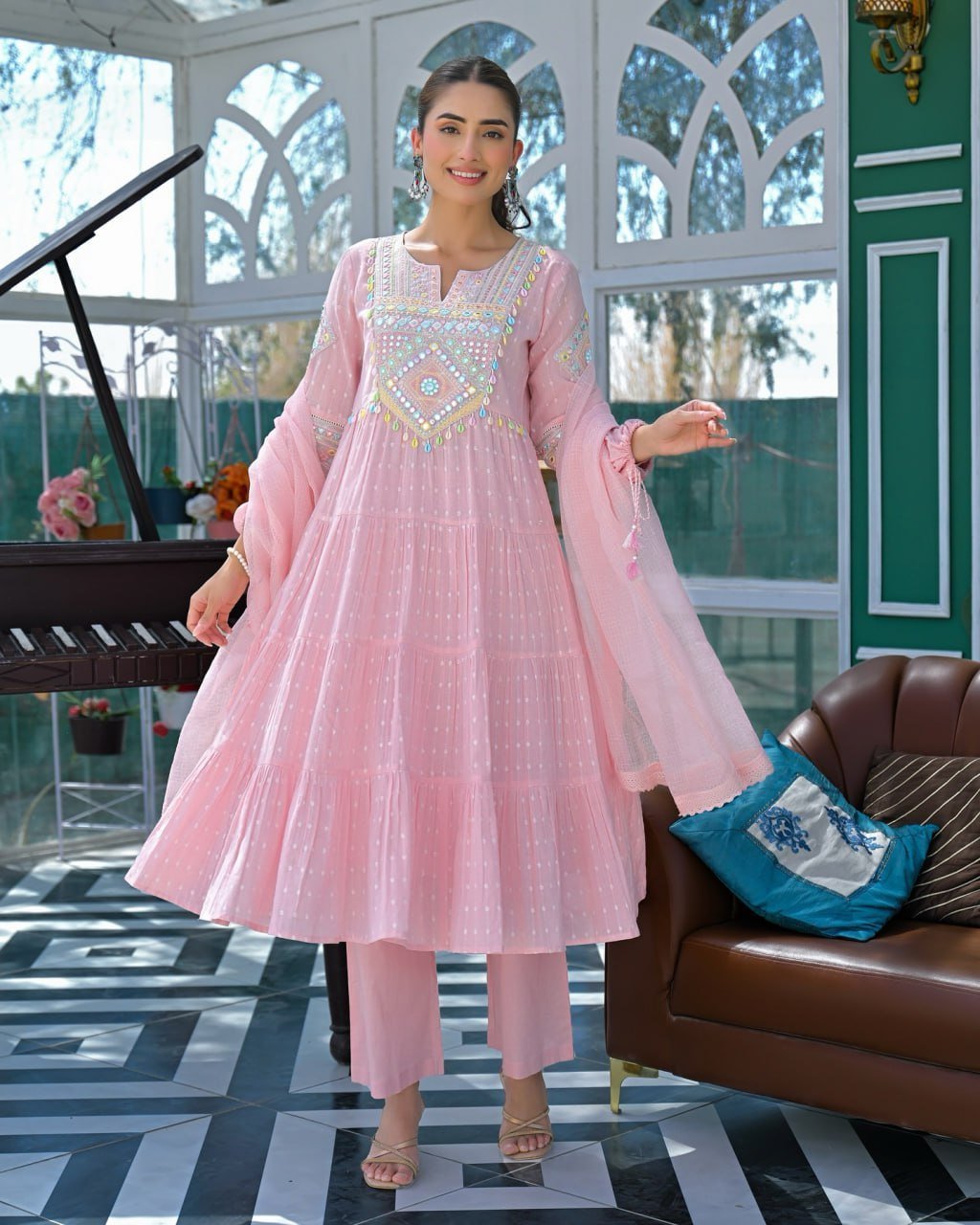 โจ NEW ARRIVAL โ ELEGANT KURTI SET โจ๐
๐ KURTI WITH PANT & DUPATTA ๐ - Image 7