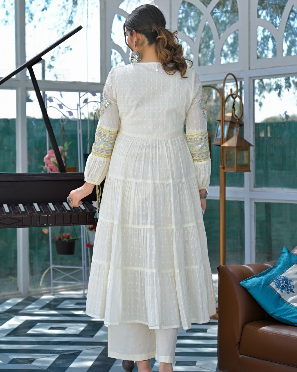 โจ NEW ARRIVAL โ ELEGANT KURTI SET โจ๐
๐ KURTI WITH PANT & DUPATTA ๐ - Image 12